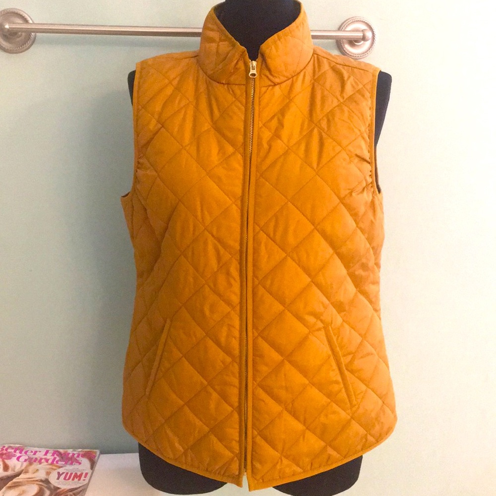 Old Navy Quilted Mustard Vest Large